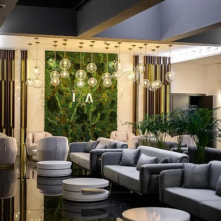 Iza Hotel 3*